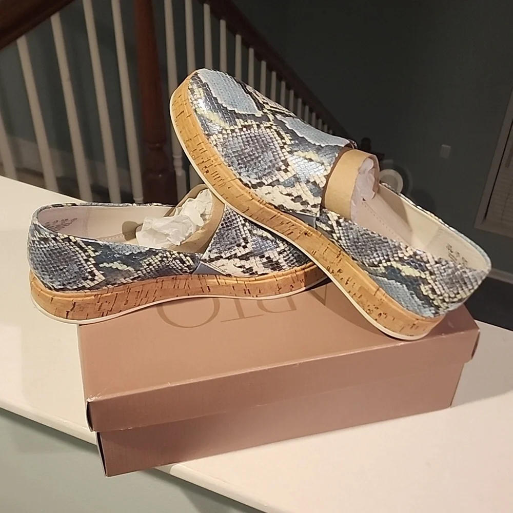 Franco Sarto Slip on Sneakers Women's Size 10